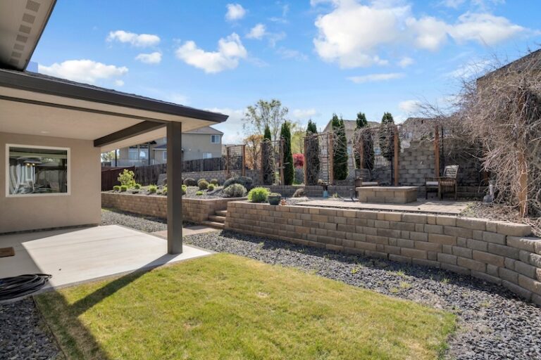 3411 W 34th Avenue Kennewick