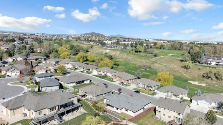 3411 W 34th Avenue Kennewick35